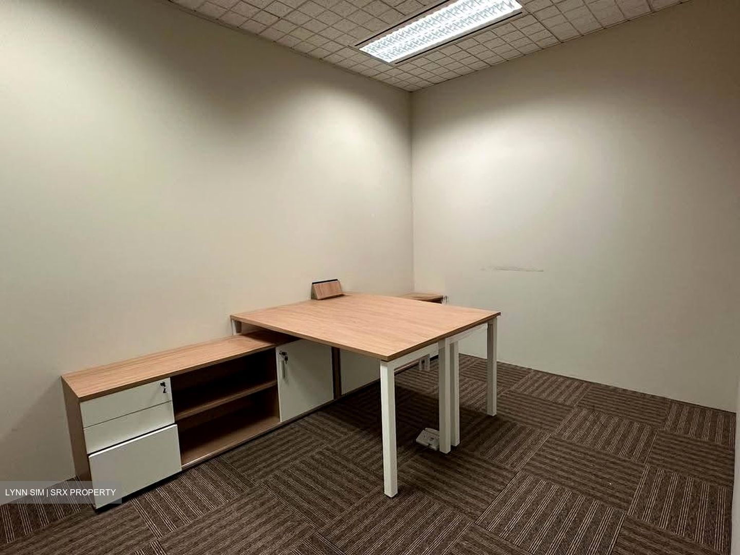 Prudential Tower (D1), Office #624999131